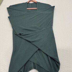 lululemon athletica Green Sweater Poncho